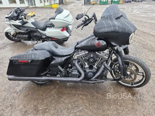 HARLEY-DAVIDSON FLHXS STREET GLIDE SPECIAL
