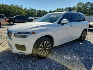 VOLVO XC90 T6 MOMENTUM