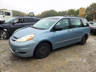 TOYOTA SIENNA CE 7-PASSENGER