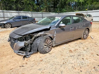 NISSAN ALTIMA SV