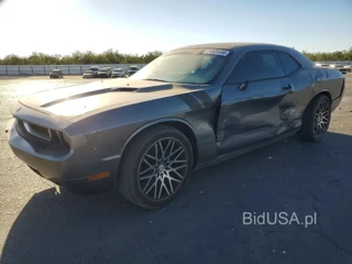 DODGE CHALLENGER SE