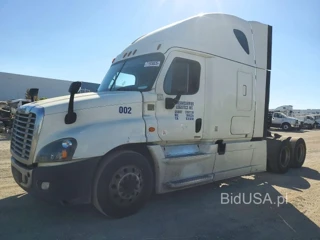 FREIGHTLINER CASCADIA 125 SLEEPER CAB"
