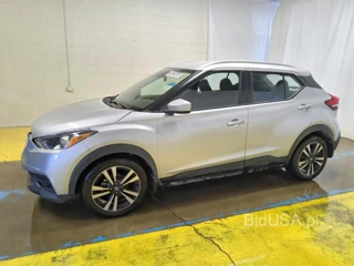 NISSAN KICKS SV