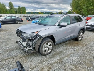TOYOTA RAV4 XLE PREMIUM