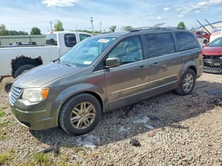 CHRYSLER TOWN & COUNTRY TOURING