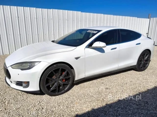 TESLA MODEL S 85