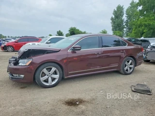VOLKSWAGEN PASSAT SE