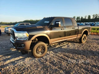 RAM 3500 LONGHORN