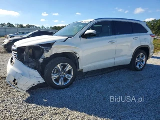 TOYOTA HIGHLANDER LIMITED