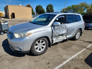 TOYOTA HIGHLANDER SE