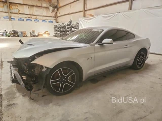 FORD MUSTANG GT