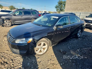 VOLKSWAGEN PASSAT SE