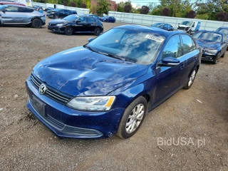 VOLKSWAGEN JETTA SE