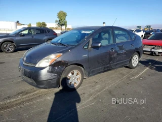 TOYOTA PRIUS BASE