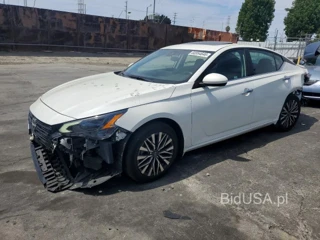 NISSAN ALTIMA SV