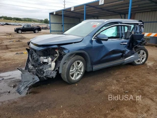 MERCEDES-BENZ GLA 250 4MATIC