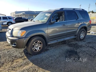 TOYOTA SEQUOIA SR5