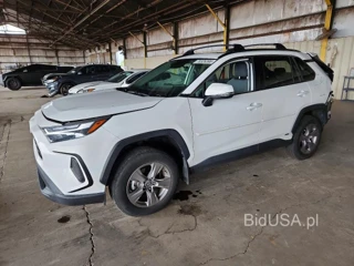 TOYOTA RAV4 HYBRID XLE