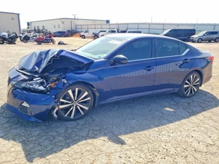 NISSAN ALTIMA SR