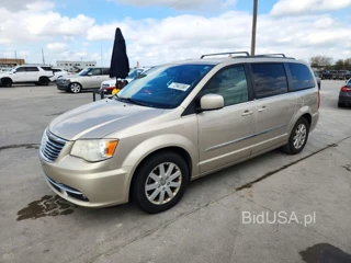 CHRYSLER TOWN & COUNTRY TOURING