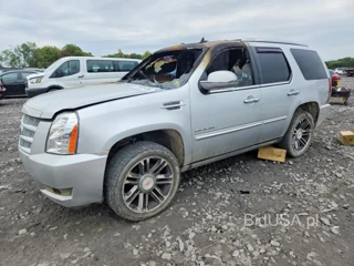 CADILLAC ESCALADE PREMIUM