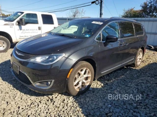 CHRYSLER PACIFICA TOURING L PLUS