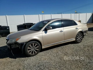 TOYOTA AVALON LIMITED
