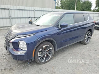 MITSUBISHI OUTLANDER SE