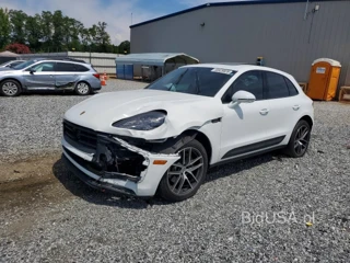 PORSCHE MACAN BASE