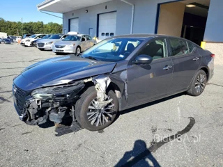 NISSAN ALTIMA SV