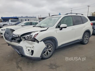 SUBARU FORESTER PREMIUM