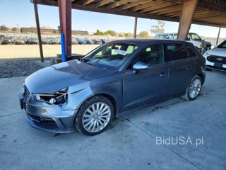 AUDI A3 E-TRON PREMIUM