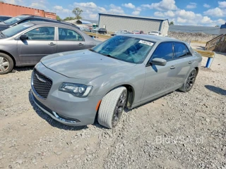 CHRYSLER 300 S