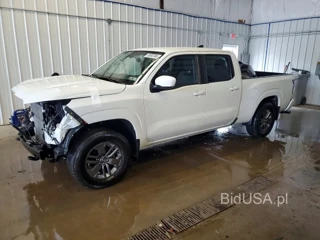 NISSAN FRONTIER SV