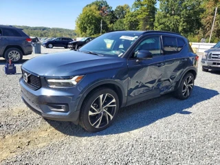 VOLVO XC40 T5 R-DESIGN