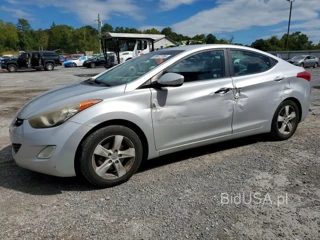 HYUNDAI ELANTRA GLS