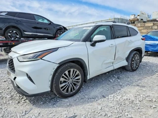 TOYOTA HIGHLANDER PLATINUM
