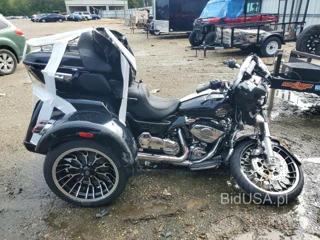HARLEY-DAVIDSON FLHLT
