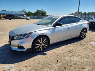 NISSAN ALTIMA SR