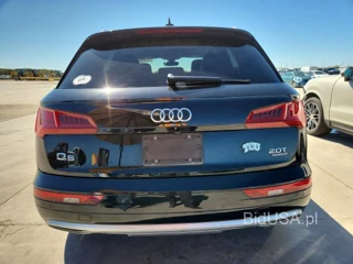 AUDI Q5 PREMIUM PLUS
