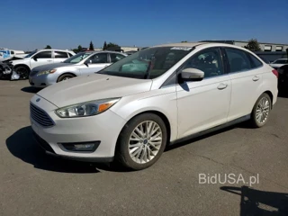 FORD FOCUS TITANIUM