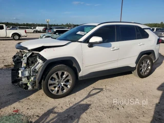 TOYOTA RAV4 XLE PREMIUM