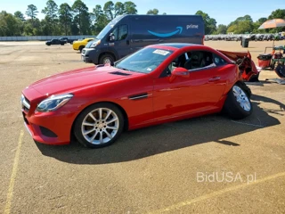 MERCEDES-BENZ SLC 300