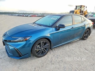 TOYOTA CAMRY XSE
