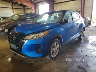 NISSAN KICKS S