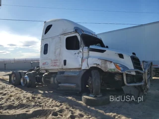 FREIGHTLINER CASCADIA 126