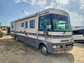 WINNEBAGO CHIEFTAIN
