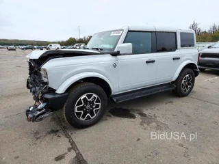 FORD BRONCO OUTER BANKS