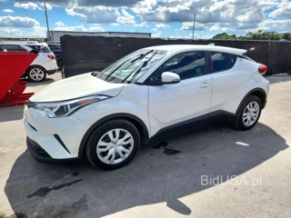 TOYOTA C-HR LE