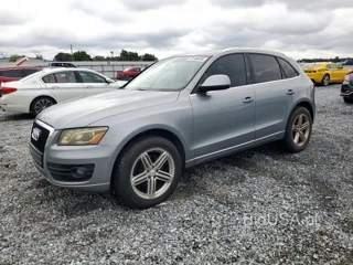 AUDI Q5 3.2